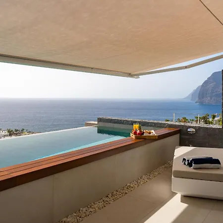 Aquasuites Luxury Penthouse A01 * Acantilado de los Gigantes