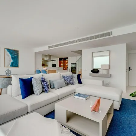 Aquasuites Luxury Penthouse A01 Acantilado de los Gigantes