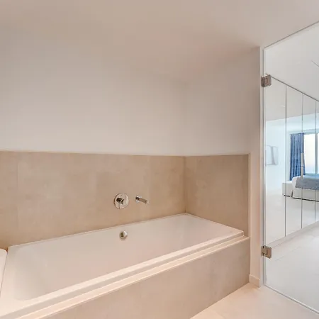 Aquasuites Luxury Penthouse A01 * 阿坎提拉德洛斯基