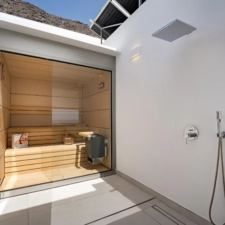 别墅 Aquasuites Luxury Penthouse A01 阿坎提拉德洛斯基