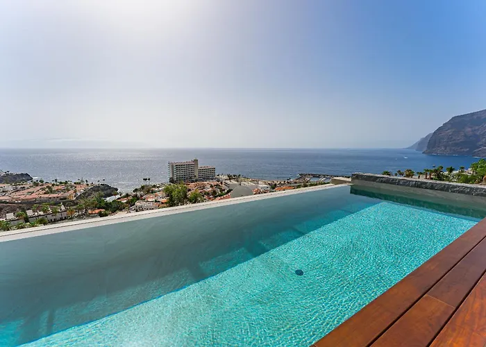 Вилла Aquasuites Luxury Penthouse A01 *